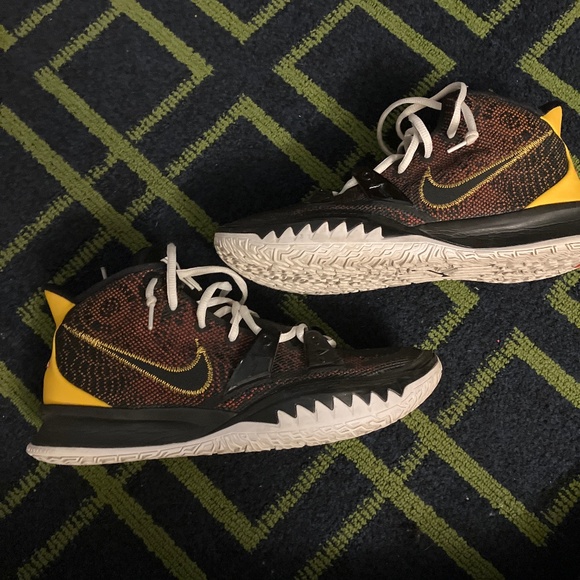 NIKE KD size 9.5 men’s - Picture 1 of 6